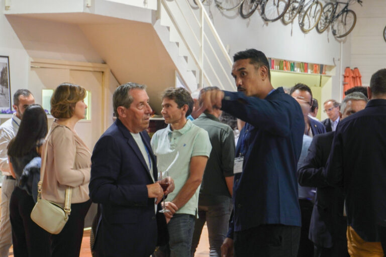 Jacques Cettolo et Jerome Kaino participants de la soirée au Véloscope du 17 Septembre